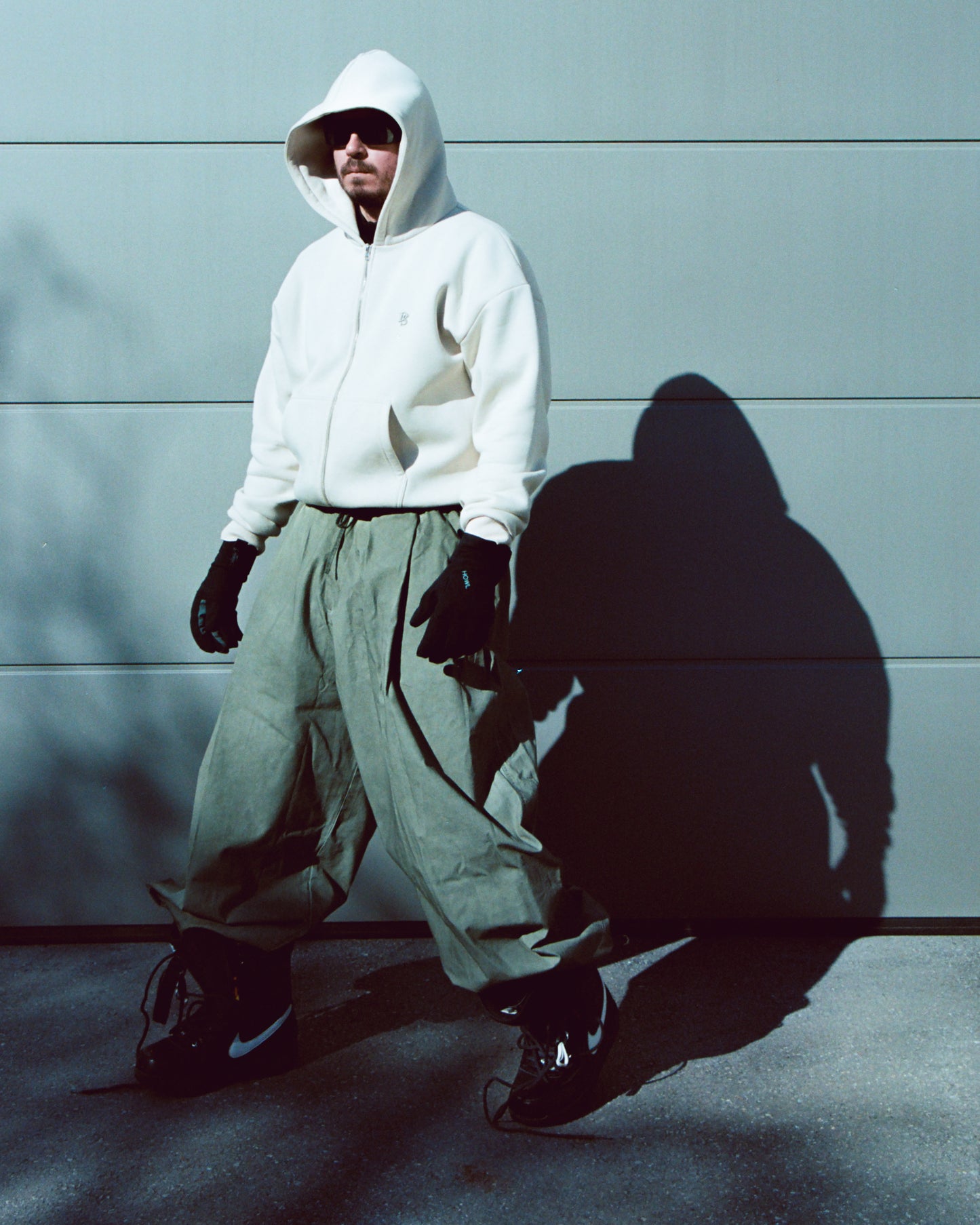 Creamy Heavyweight Zipper Hoodie
