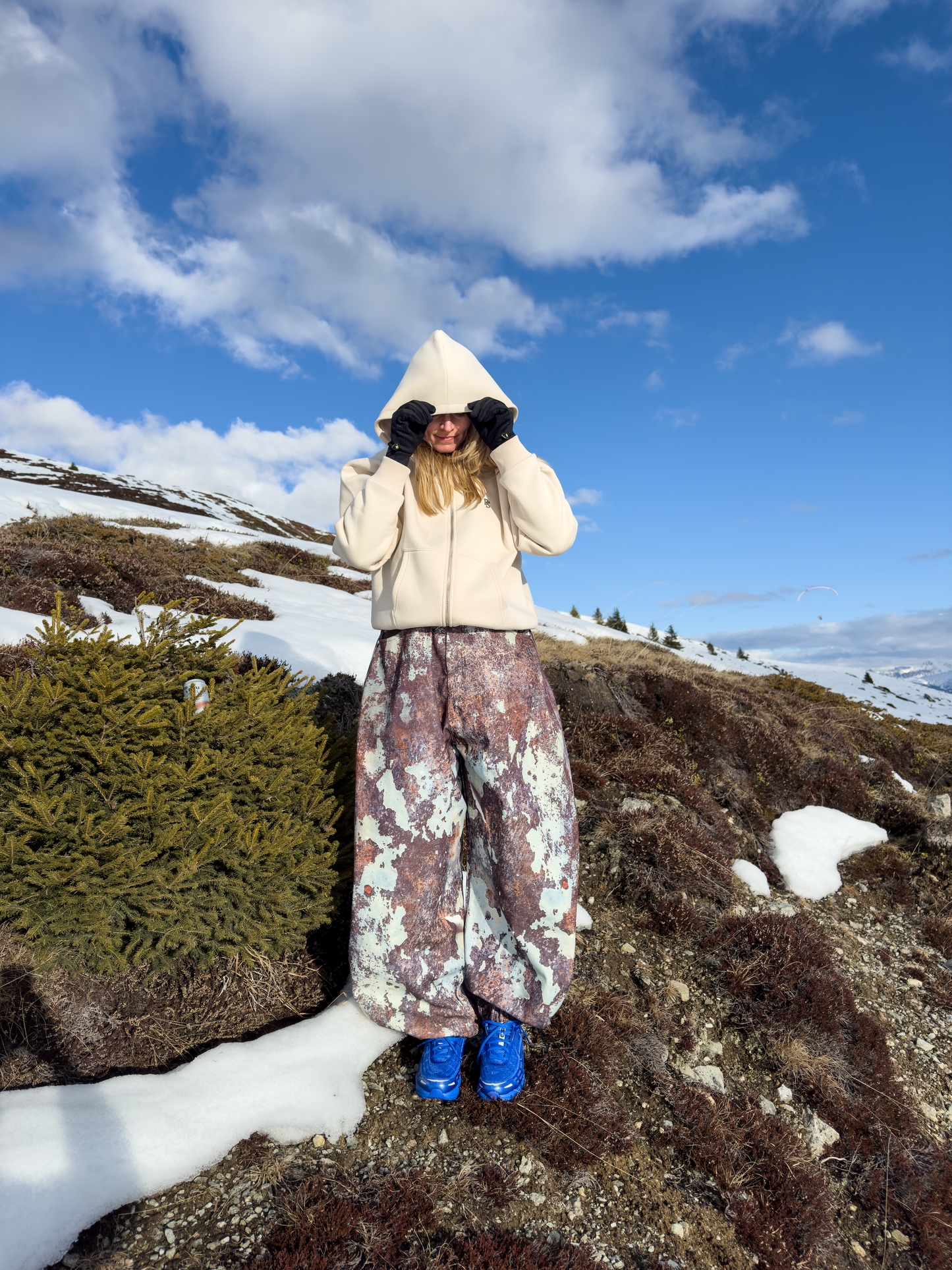 Creamy Heavyweight Zipper Hoodie