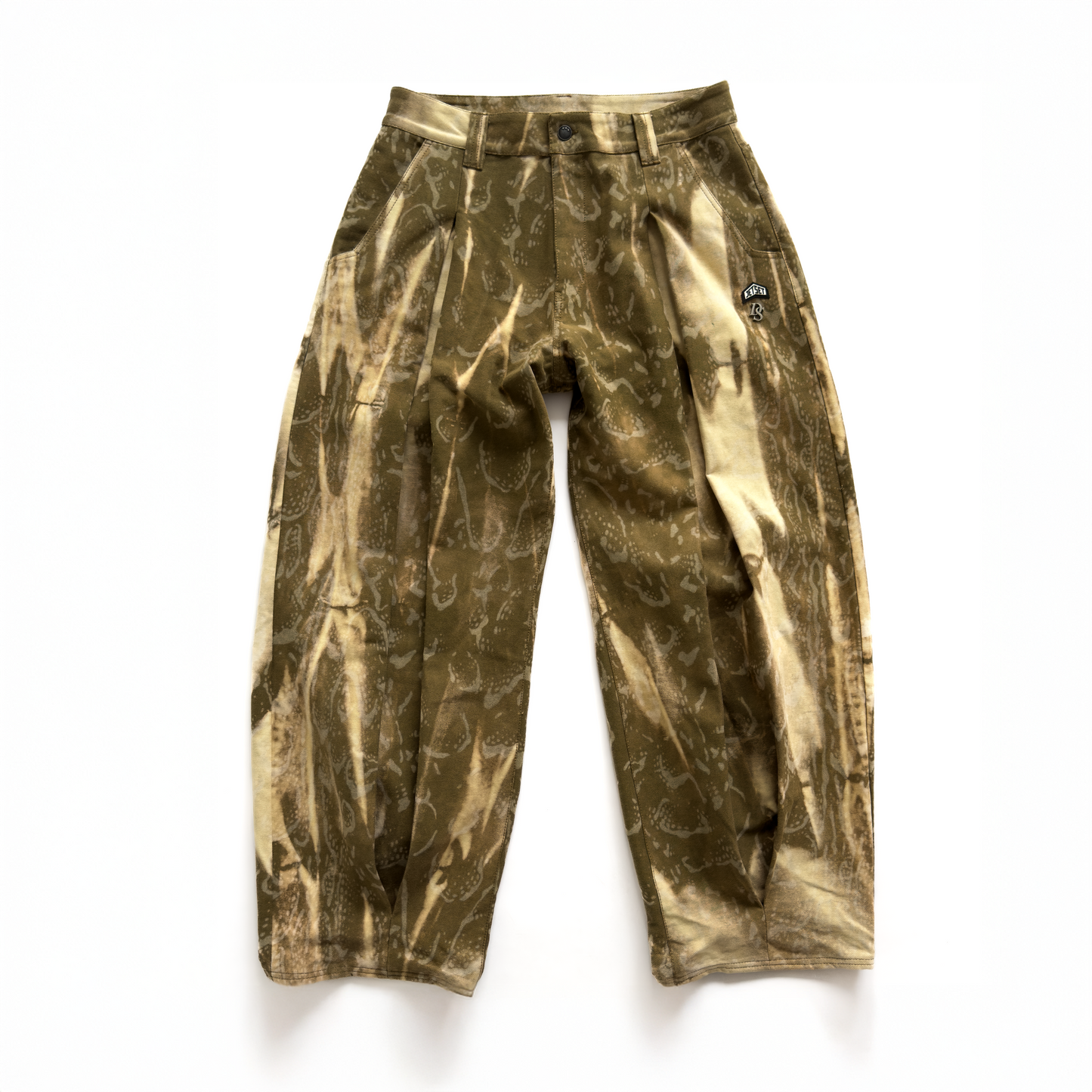 Pleated Barrel Dye Jeans