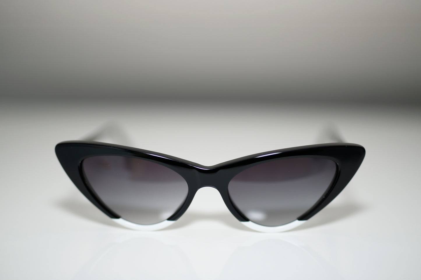 ECLIPSE ''Black & White''