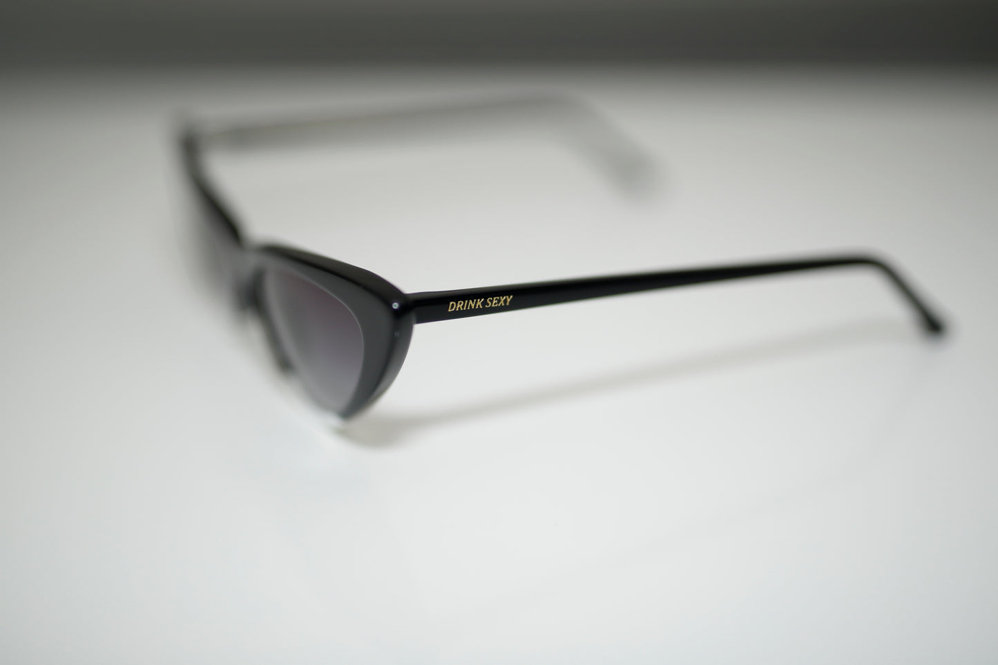 ECLIPSE ''Black & White''